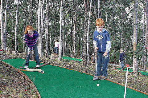 Banjos Bushland Retreat - VIC Tourism 3