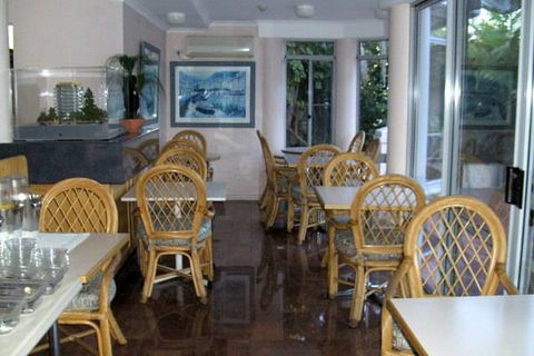 Barkley Inn - VIC Tourism 3