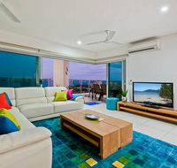 Beachlife Sea Breeze Luxury  Apartment Harbour Views - VIC Tourism