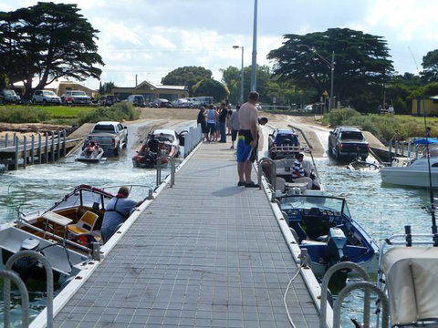 Bellarine Bayside Holiday Parks - St Leonards Area 3 - VIC Tourism 0