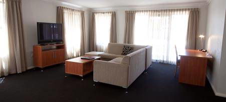 Best Western Charles Sturt Suites & Apartments - VIC Tourism 2