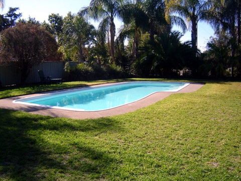 Billabong Motel - VIC Tourism 0