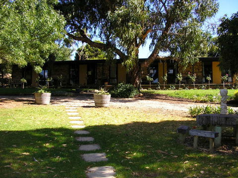 Blickinstal Barossa Valley Retreat - VIC Tourism 1