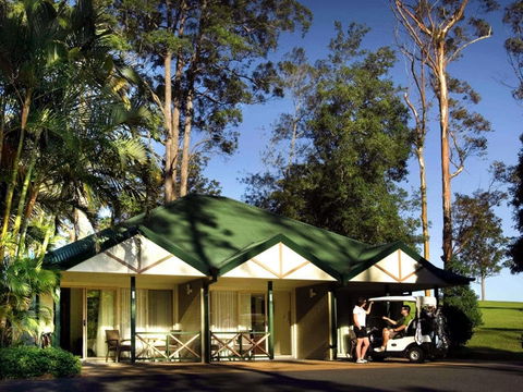 Bonville Golf Resort - VIC Tourism 1