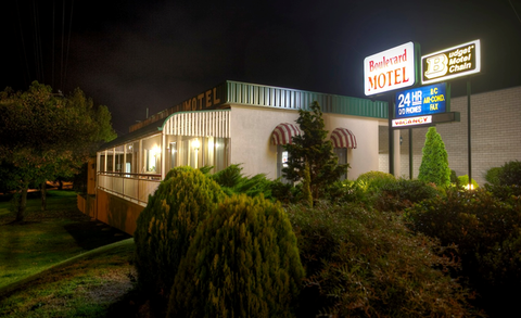Boulevard Motel - VIC Tourism 1