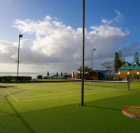 Breakers North - Absolute Beach Front Holiday Apartments - VIC Tourism