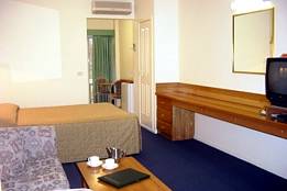 Bright Avenue Motor Inn - VIC Tourism 3