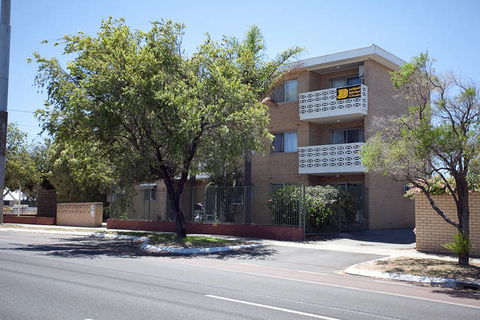 Brownelea Holiday Apartments Perth - VIC Tourism 4