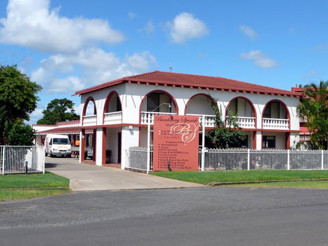 Bundaberg Spanish Motor Inn - VIC Tourism 0