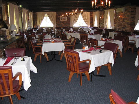 Burke & Wills Motor Inn - VIC Tourism 0
