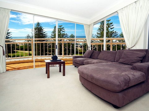 Burleigh Mediterranean Resort - VIC Tourism 0