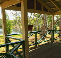 Bushy Lake Chalets - VIC Tourism