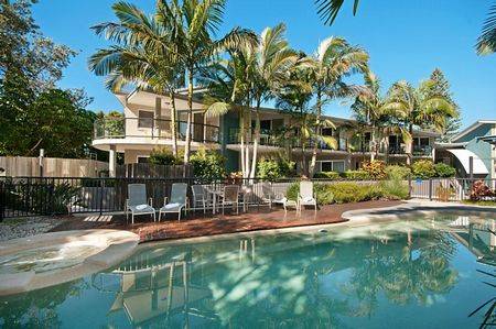 Byron Beachcomber Resort - VIC Tourism 1