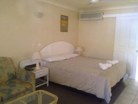 Caloundra City Centre Motel - VIC Tourism 0