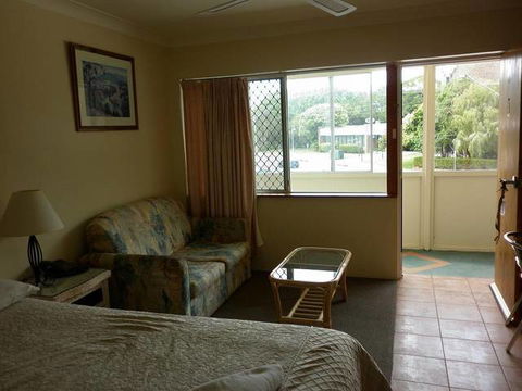 Caloundra City Centre Motel - VIC Tourism 3
