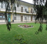 Capri Lodge Apartments - VIC Tourism