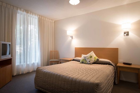 Capri Waters Country Club - VIC Tourism 2