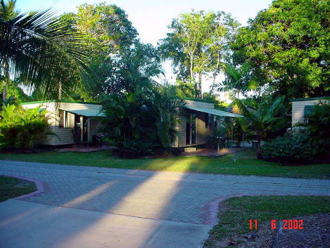 Cardwell Van Park - VIC Tourism 0