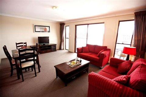 Cattleman's Country Motor Inn And Serviced Apartments - VIC Tourism 1