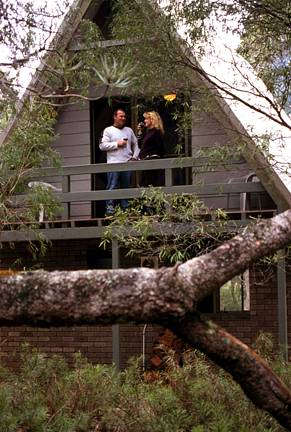 Caves Road Chalets - VIC Tourism 0