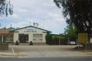 Central Olympic Motel & Cottages - VIC Tourism 0