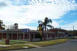 Centrepoint Motel - VIC Tourism 4