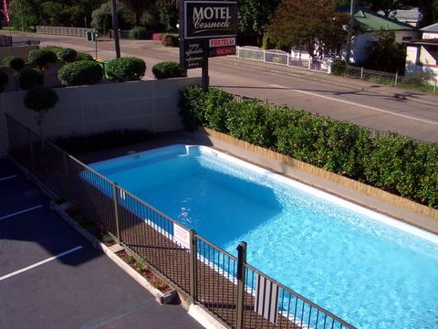 Cessnock Motel - VIC Tourism 0