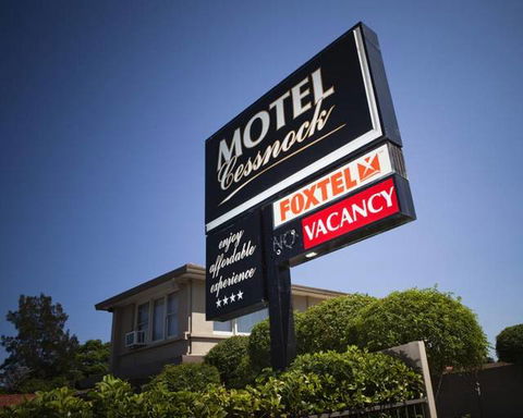 Cessnock Motel - VIC Tourism 4