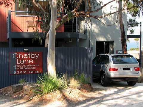 Chatby Lane Lorne - VIC Tourism 0
