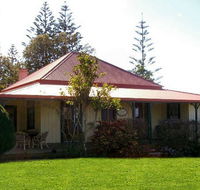 Christian's of Bucks Point - VIC Tourism