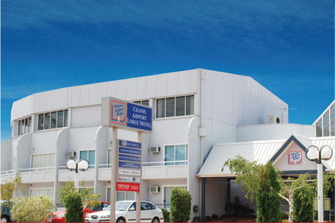 Ciloms Airport Lodge - VIC Tourism 1