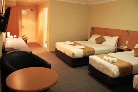 Ciloms Airport Lodge - VIC Tourism 5