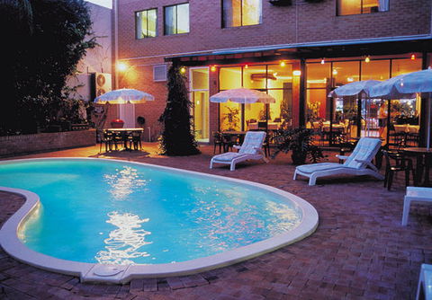 City Stay Apartment Hotel - VIC Tourism 0