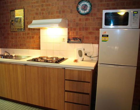 City Stay Apartment Hotel - VIC Tourism 6