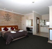 Clifford Gardens Motor Inn - VIC Tourism