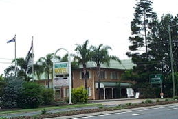 Coopers Colonial Motel - VIC Tourism 3