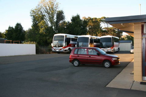 Cootamundra Gardens Motel - VIC Tourism 2