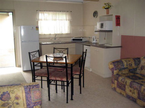Coral Tree Lodge Tourist Park - VIC Tourism 2