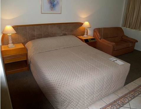 Country Comfort Bundaberg International - VIC Tourism 0