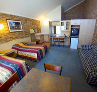 Country Gardens Motor Inn - VIC Tourism