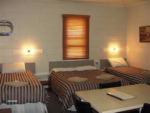 Countryman Motel - VIC Tourism 3