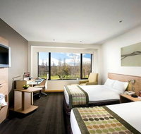 Crowne Plaza Canberra - VIC Tourism