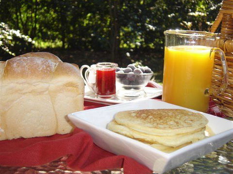 Dalrymples Guest Cottages - VIC Tourism 4