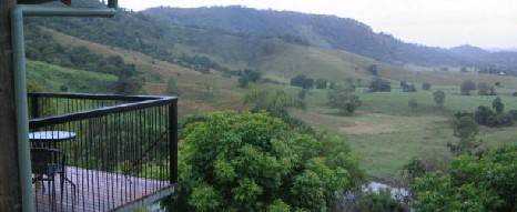 Dayboro Cottages & Llama Walks - VIC Tourism 0