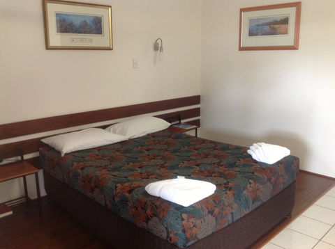Demi View Motel - VIC Tourism 6