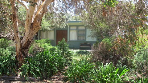 Whittington Holiday Home - VIC Tourism 0