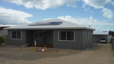 Winen's Rest - VIC Tourism 0