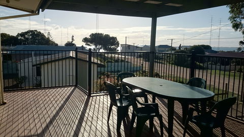 Sea-Chant - VIC Tourism 0