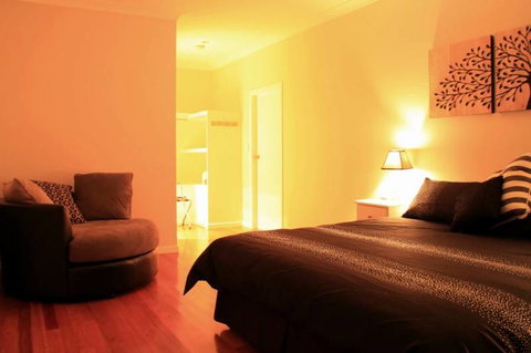 Ashdon Bed & Breakfast - VIC Tourism 6