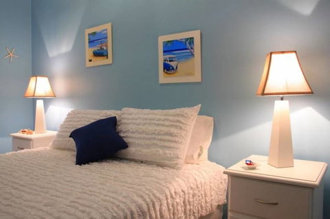 Ashdon Bed & Breakfast - VIC Tourism 7